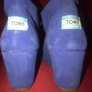 TOMS WOMENS SIZE9 WEDGES